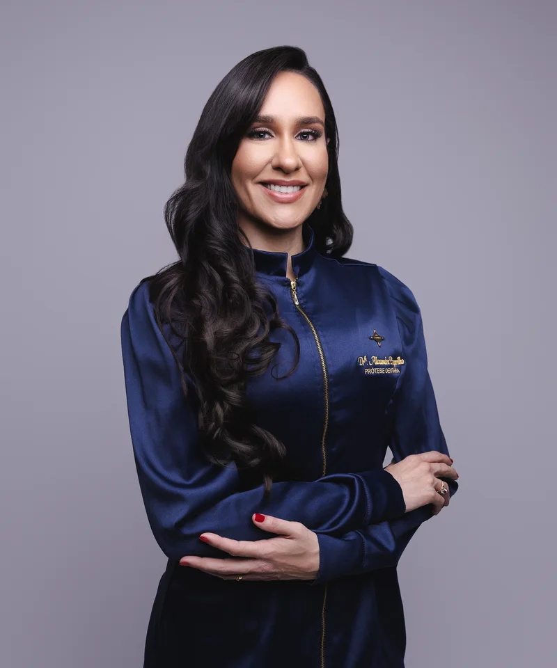 Profa. Dra. Alexandra Melo Pingarilho, coordenadora da Especialização em Dentística e Prótese